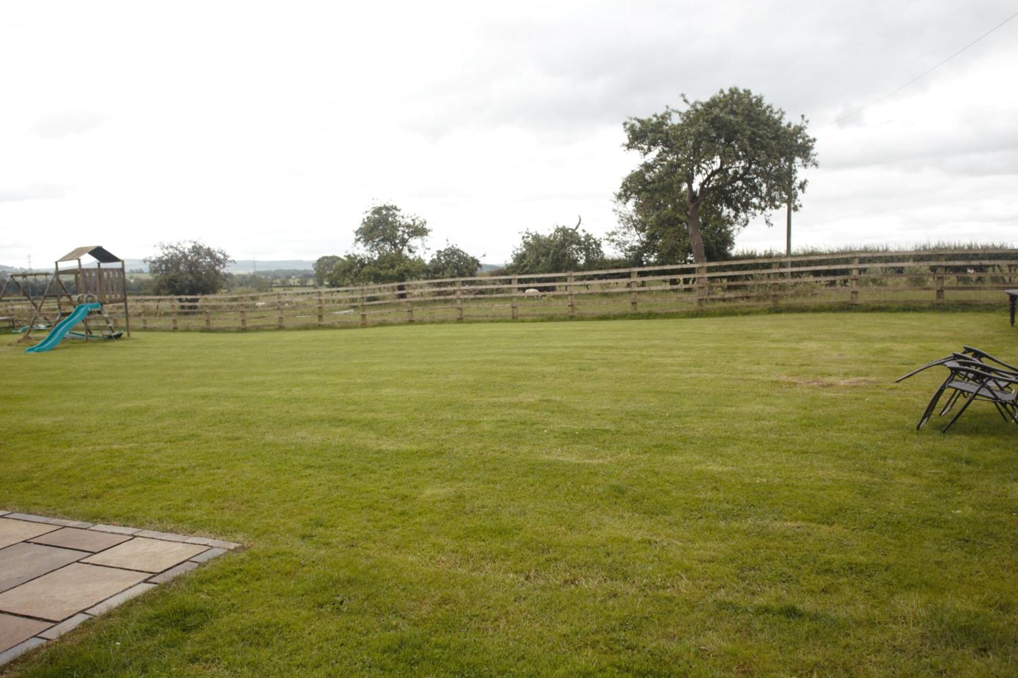 Lingfield Ewenique Views Pets Welcome Apartment *