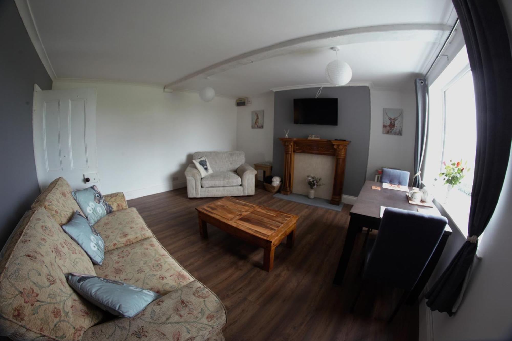Apartment Lingfield Ewenique Views Pets Welcome *